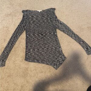 Chic Gray Knit Sweater